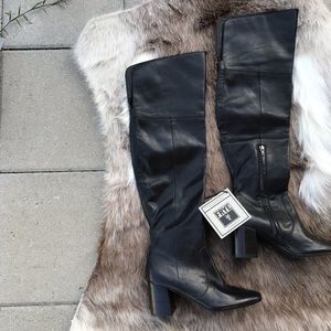 NWT Black ⚜️ FRYE ⚜️ Julia OTK boots ~ size 7.5
